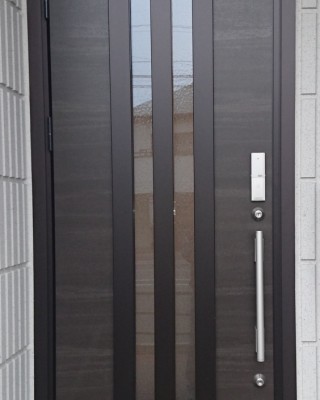 戸建て 玄関扉にオートロック電子錠を設置しました。（福岡県福岡市）サムネイル
