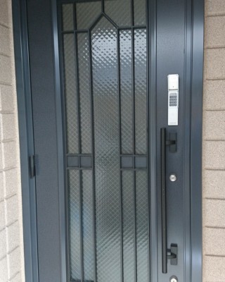 戸建て 玄関扉にオートロック電子錠を設置しました。（広島県）サムネイル