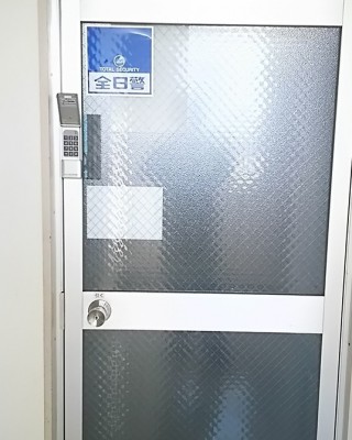 オフィスの入口扉に電子錠を設置しました。（栃木県小山市）サムネイル