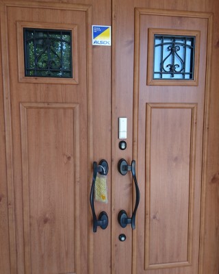 戸建て 玄関扉にオートロック電子錠を設置しました。（福岡県北九州市）サムネイル