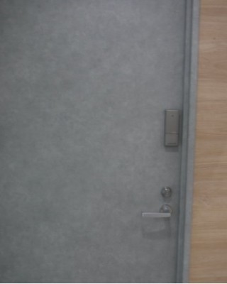 店舗の通用口のドアにオートロック電子錠を設置しました。（宮崎県日向市）サムネイル